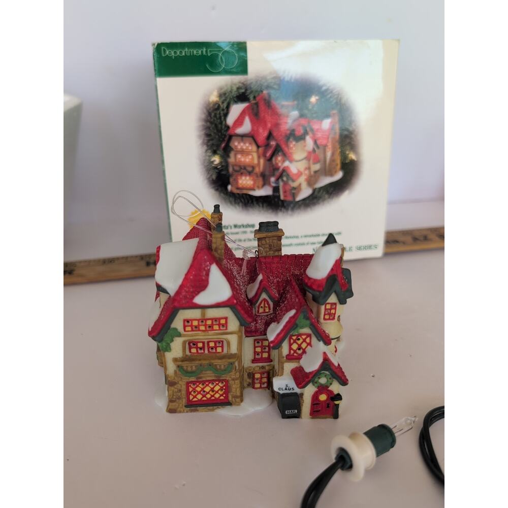Dept 56 Christ. Vill. Santa's Workshop North Pole Series #98772 Ornament Retired